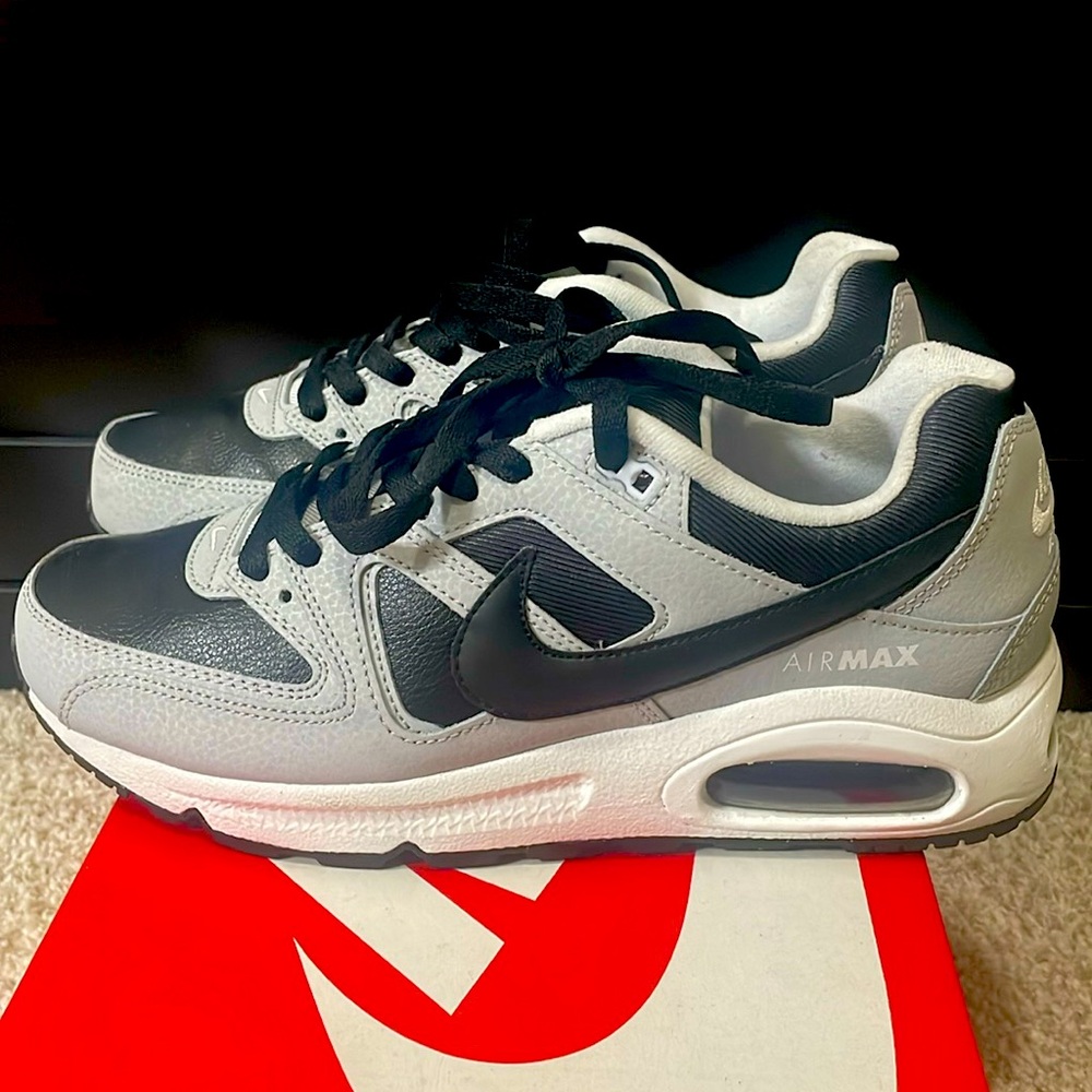 Women’s Nike Air Max Command PRM